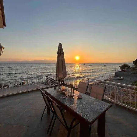 דירה Sophias House By The Sea!