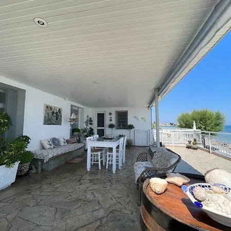 Sophias House By The Sea! *