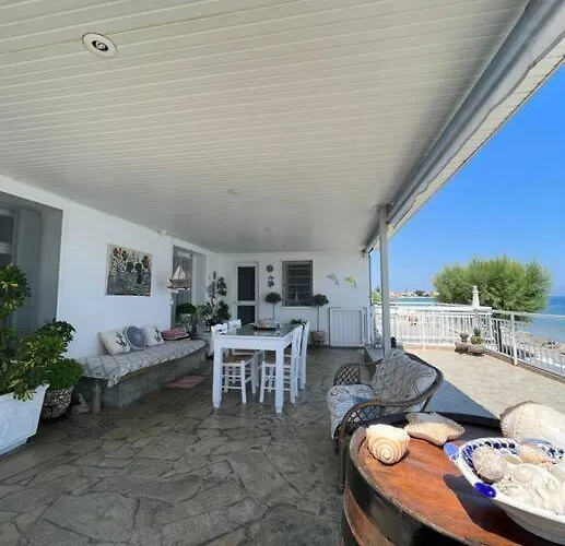 Sophias House By The Sea! *